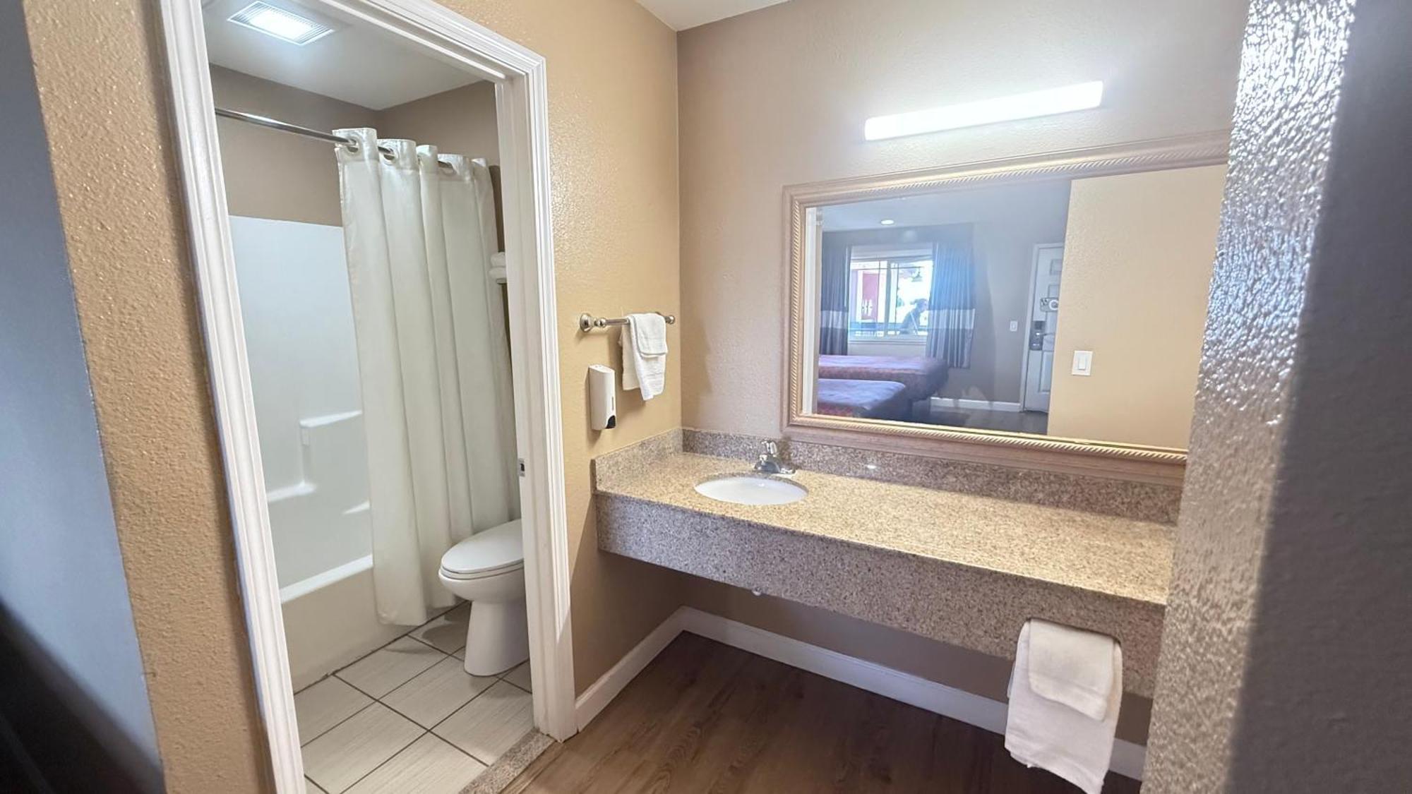 Valley Inn Watsonville Dış mekan fotoğraf
